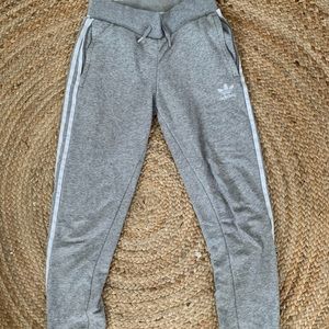Adidas sweatpants
